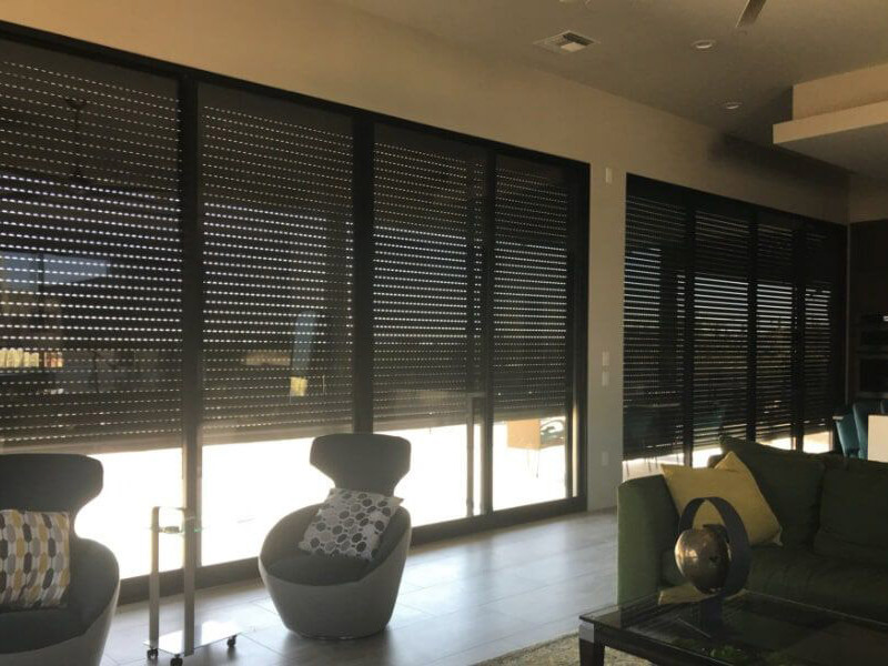 Távirányítós alumínium redőny