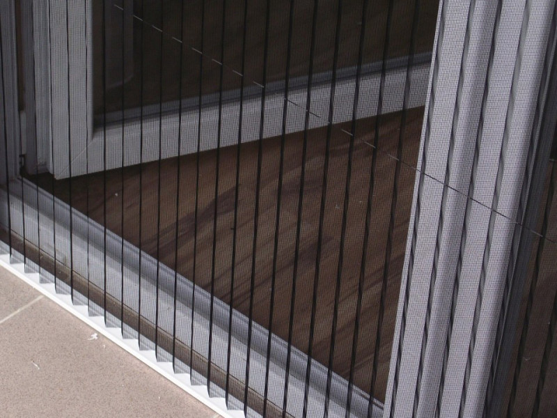 Oldalhúzós szúnyogháló ajtóra